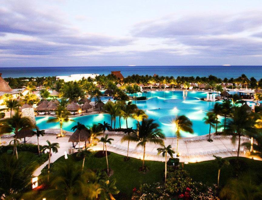 Grand Luxxe Vidanta Hotel นวยโวบาญาร์ตา ภายนอก รูปภาพ